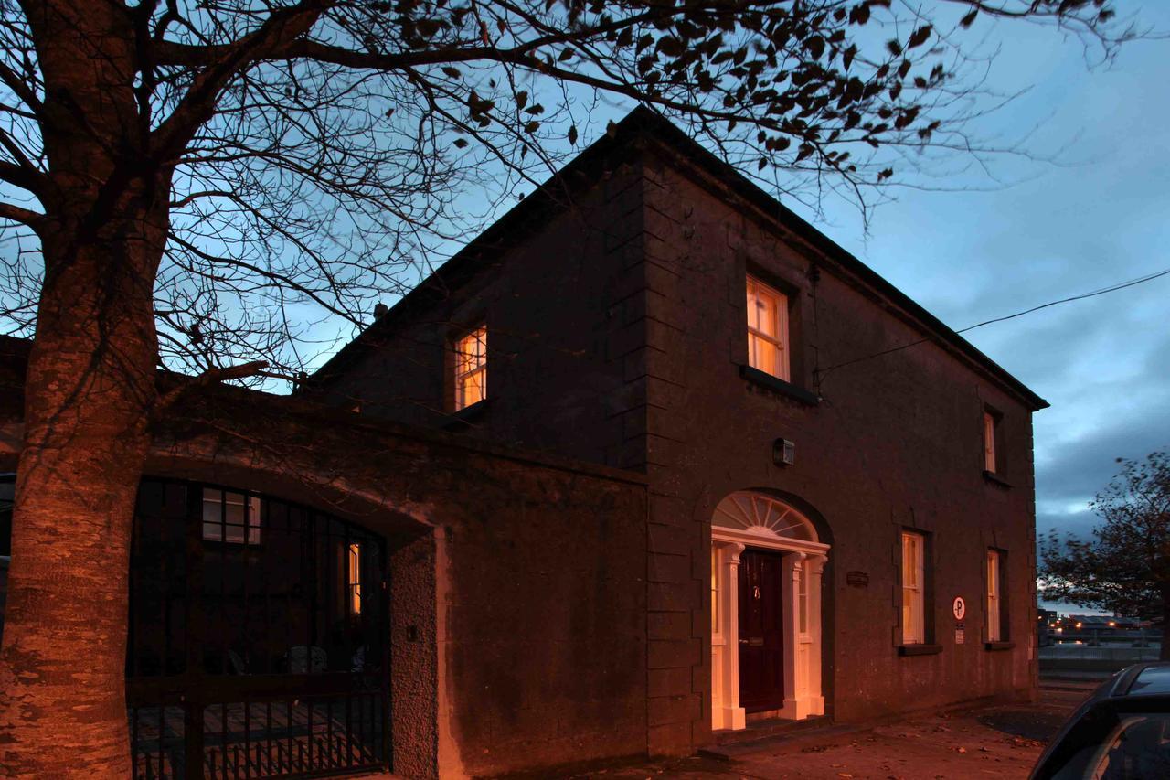 Corrib House Guest Bed and breakfast
